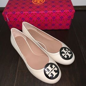 Brand new Tory Burch flats!